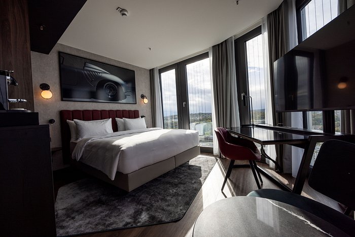 corner-superior-room